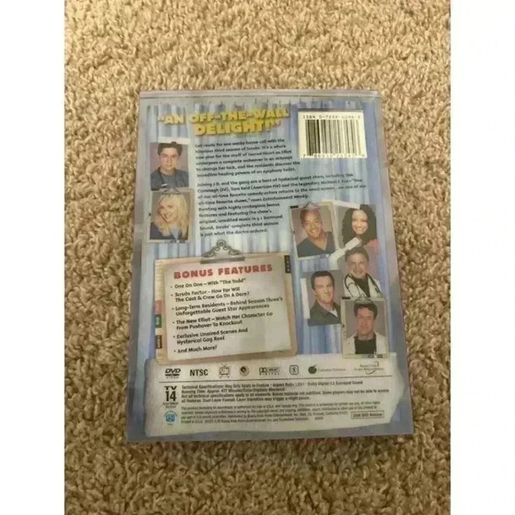 Scrubs | Season 3 DVD Set - Picture 2 of 4